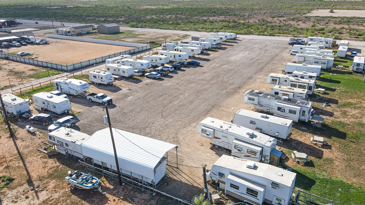 Roadrunner RV & Trailer Park - In Odessa, Texas