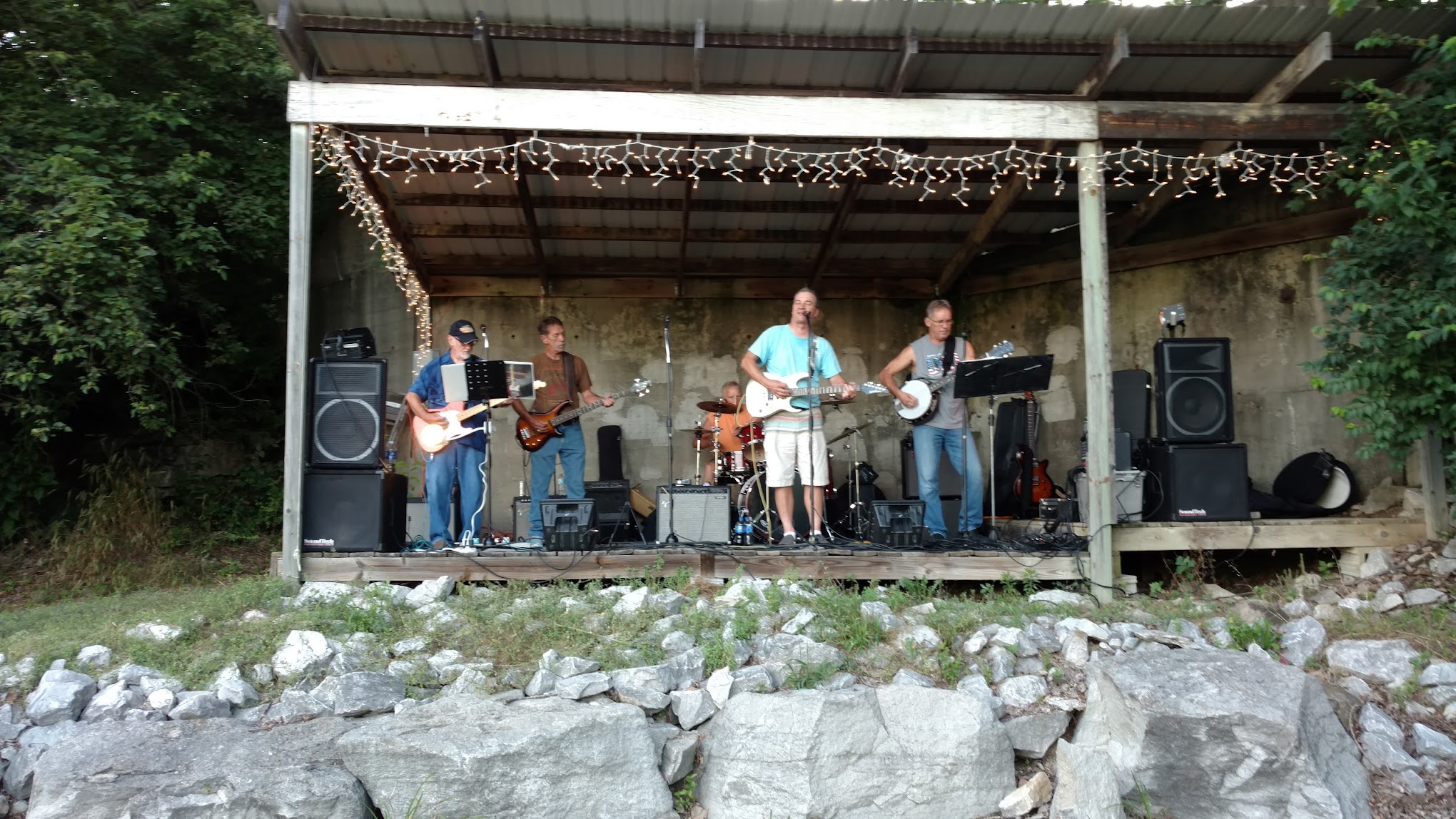 Quarry Lake Campground