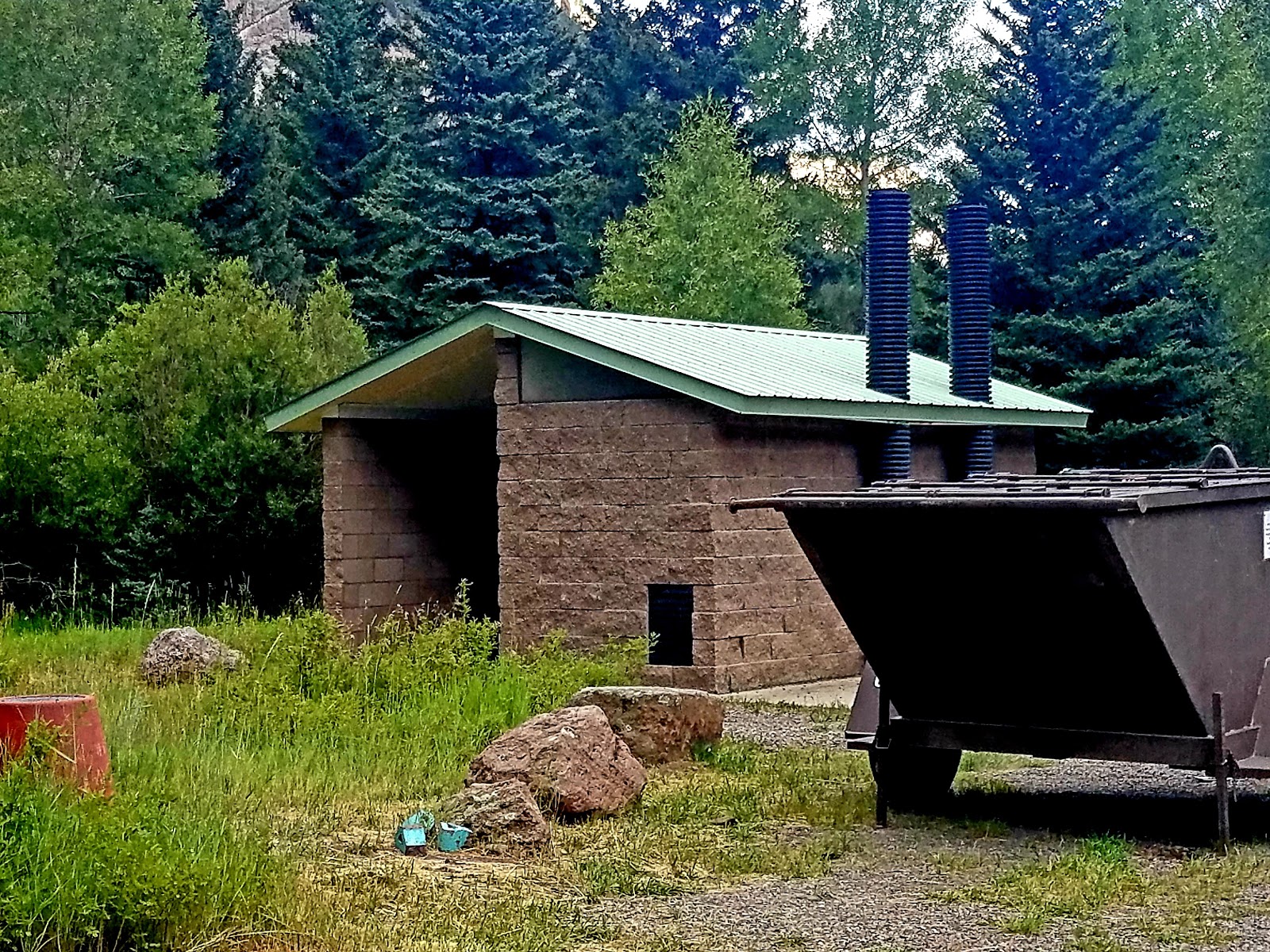 Spectacle Lake Campground