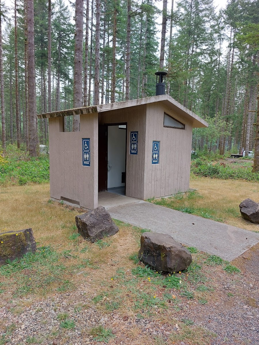 Middle Waddell Campground