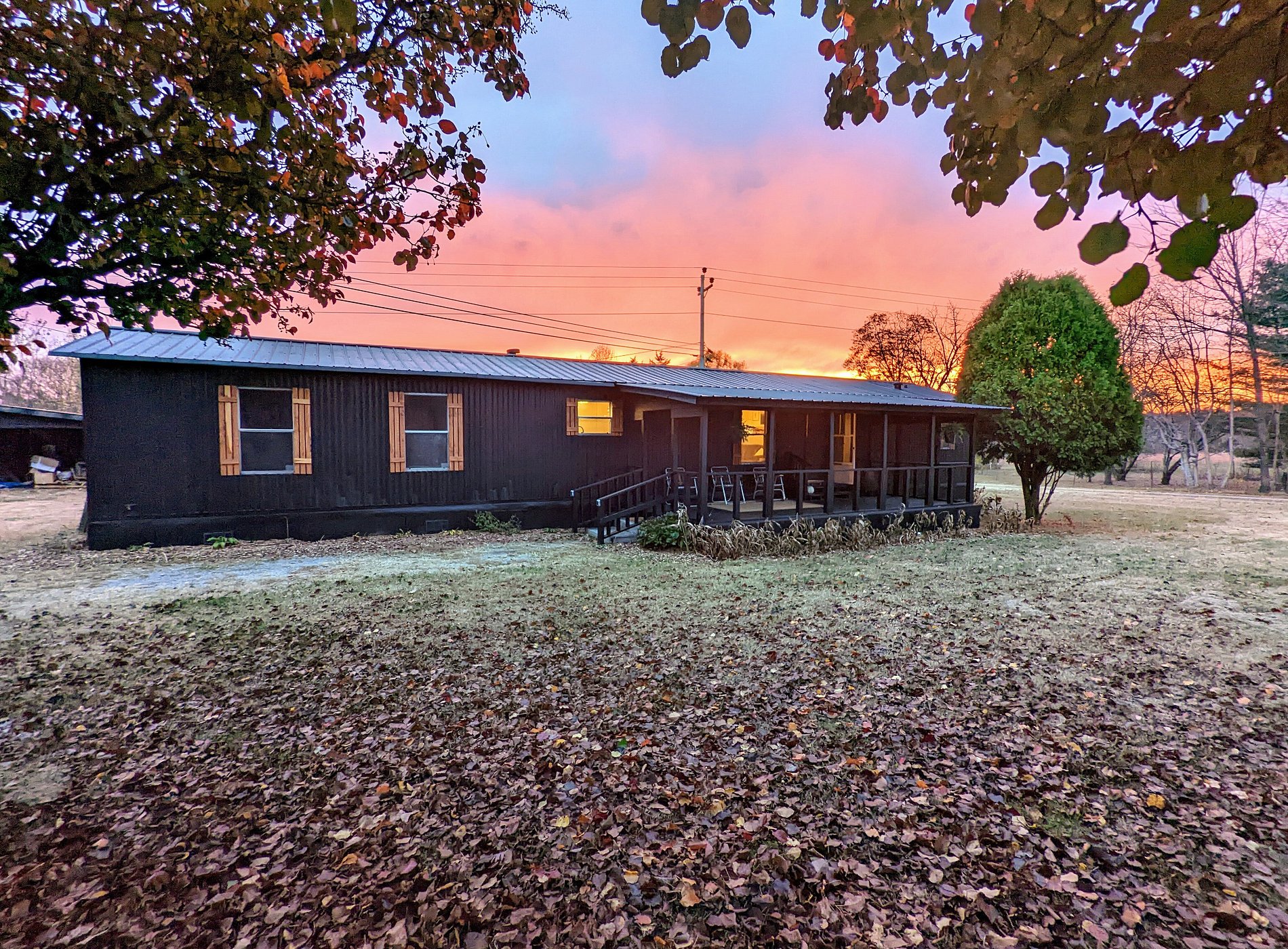 Fireside Camp + Lodge