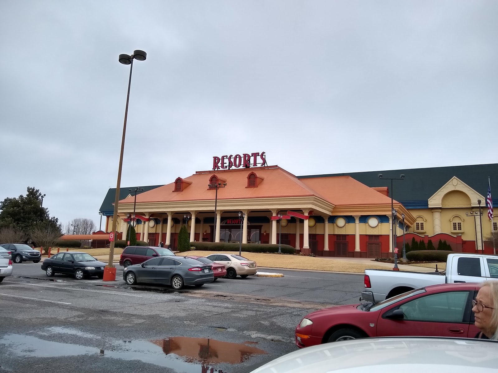 Hollywood Casino RV Park